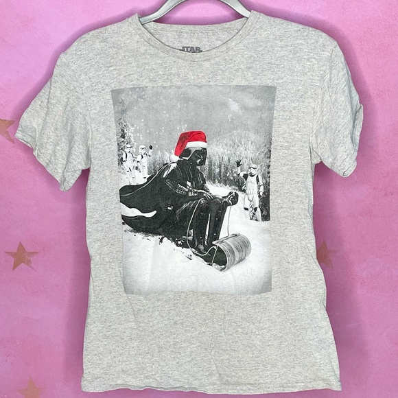 Star Wars Darth Vader Sledding Gray Tee Size Men’s Small - Picture 1 of 5